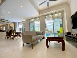 Siak Kew Avenue (D13), Terrace #453807201